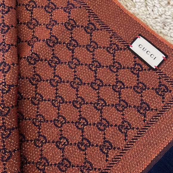 Gucci scarf - Picture 2 of 9